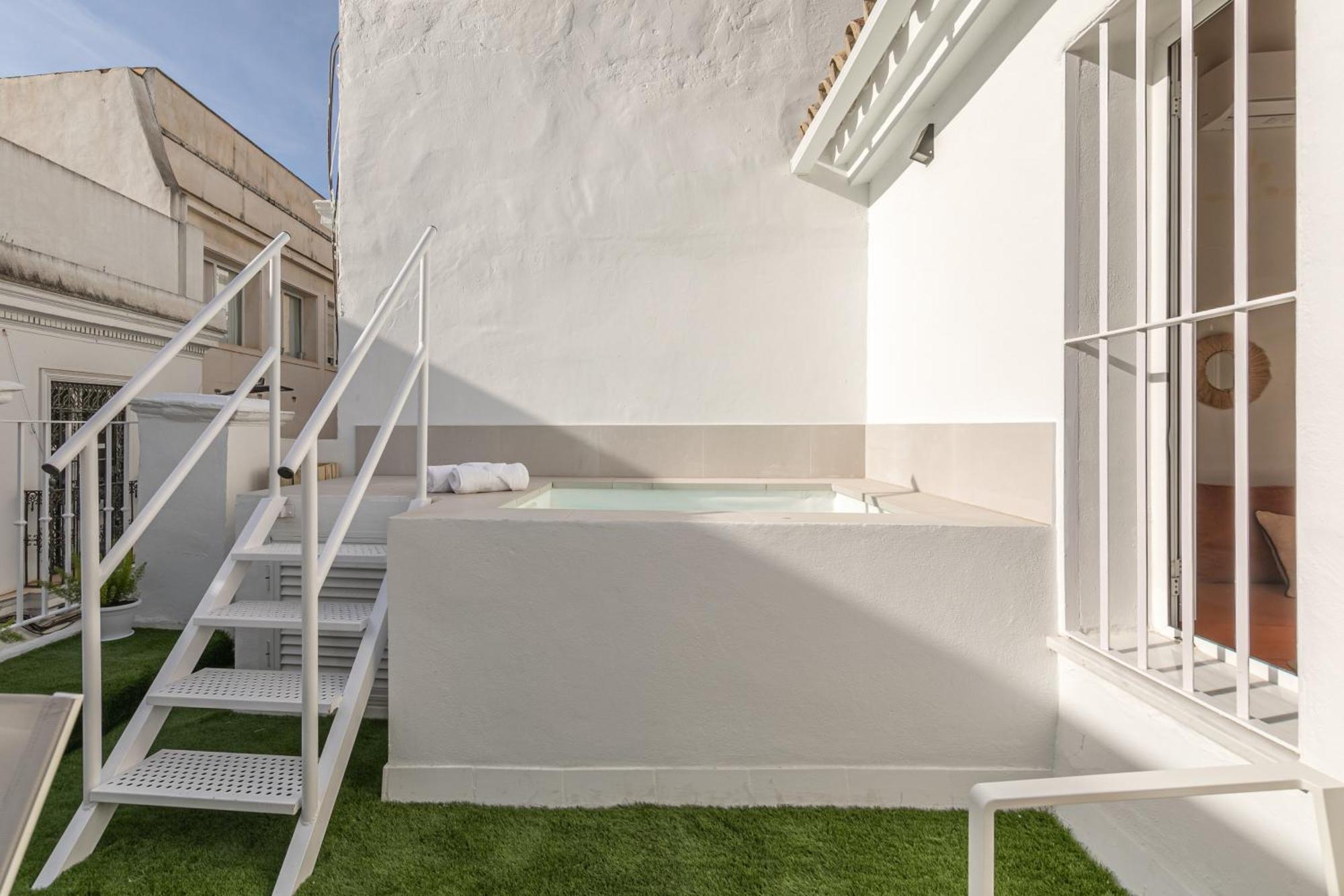 Isg Apartments Cuna Seville Exterior photo